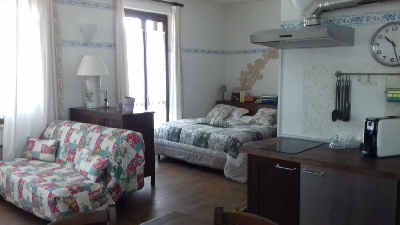 Agriturismo Cascina Knec Feisoglio Exteriör bild